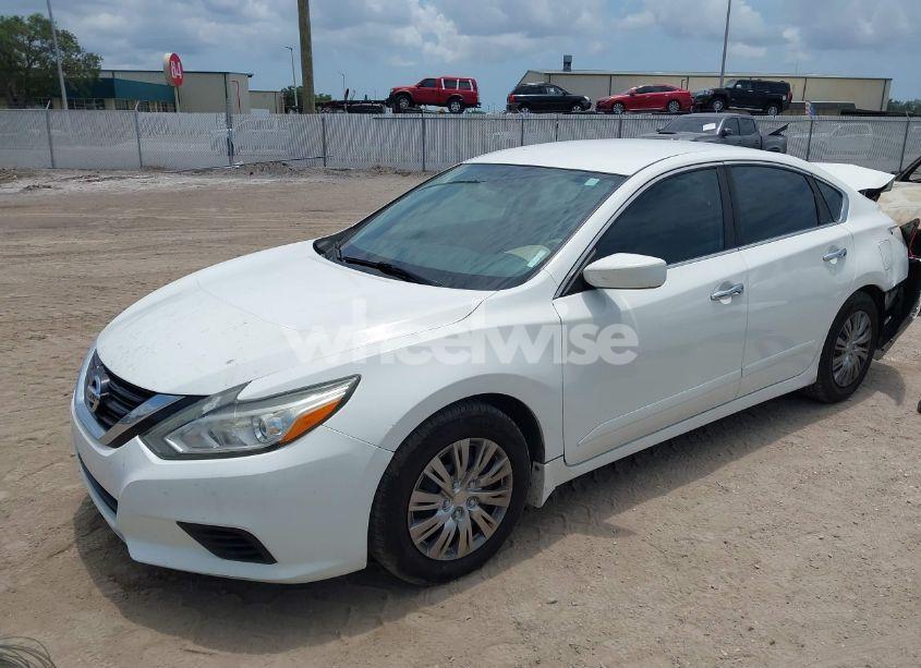 Photo 2 of 2016 Nissan Altima 2.5 S (VIN 1N4AL3AP9GC115803)