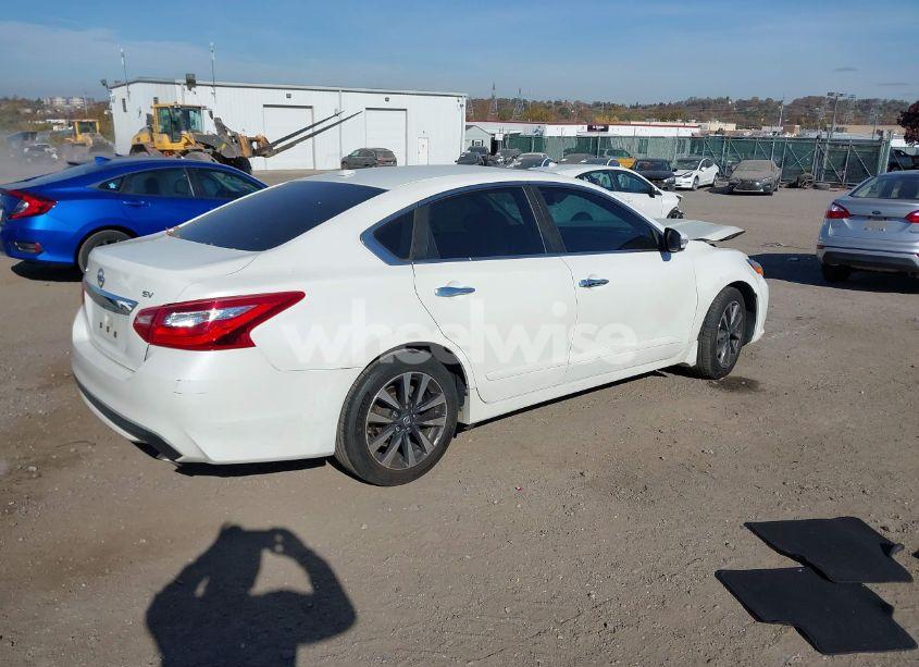 Photo 4 of 2016 Nissan Altima 2.5 SV (VIN 1N4AL3AP9GC126848)