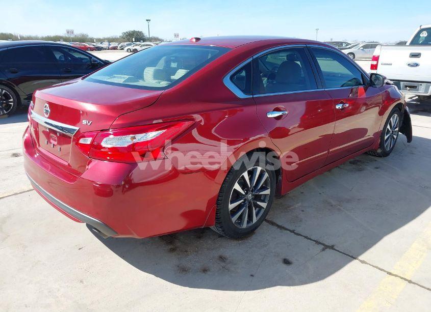 Photo 4 of 2016 Nissan Altima 2.5 SV (VIN 1N4AL3AP9GC132696)