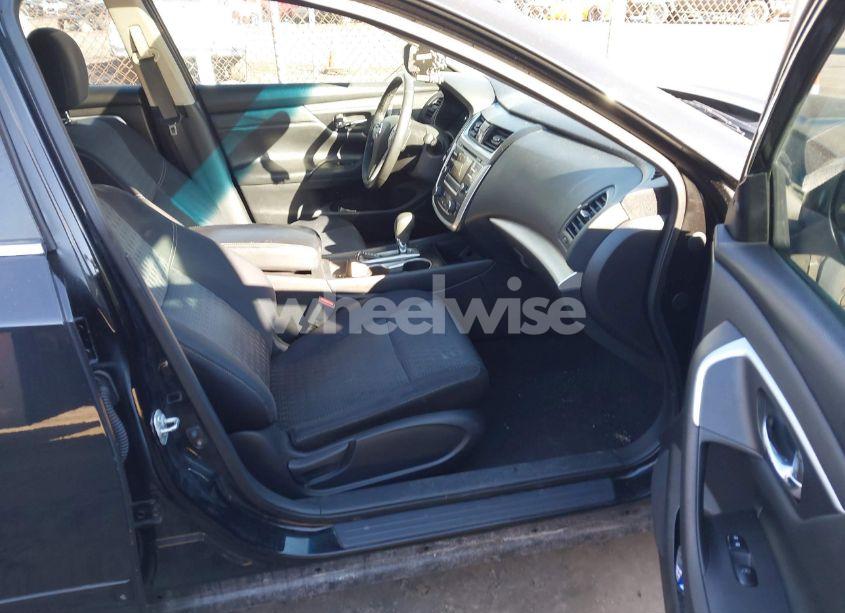 Photo 5 of 2016 Nissan Altima 2.5 SV (VIN 1N4AL3AP9GC134464)