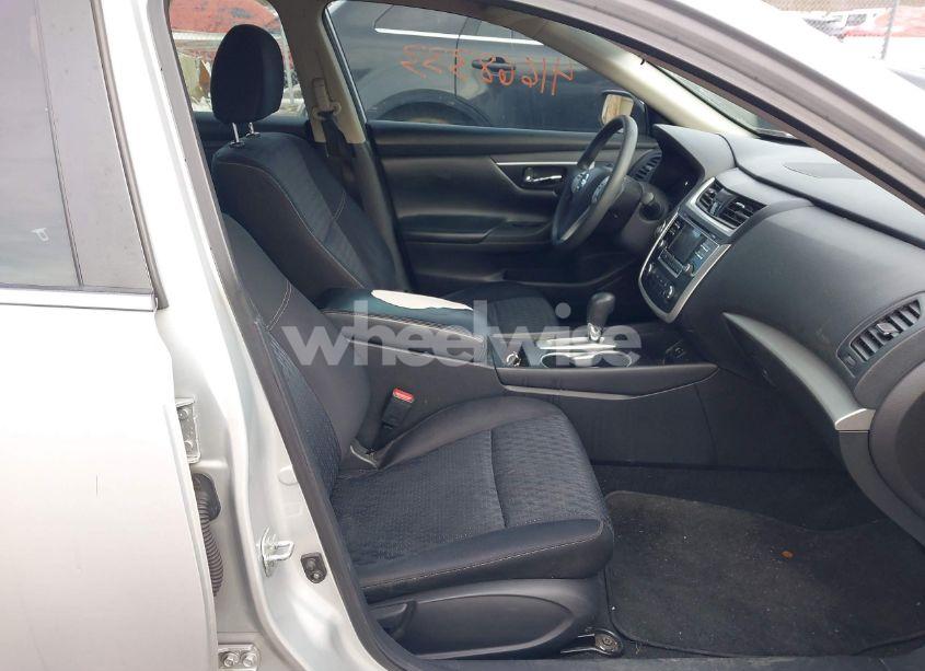 Photo 5 of 2016 Nissan Altima 2.5 S (VIN 1N4AL3AP9GC141673)