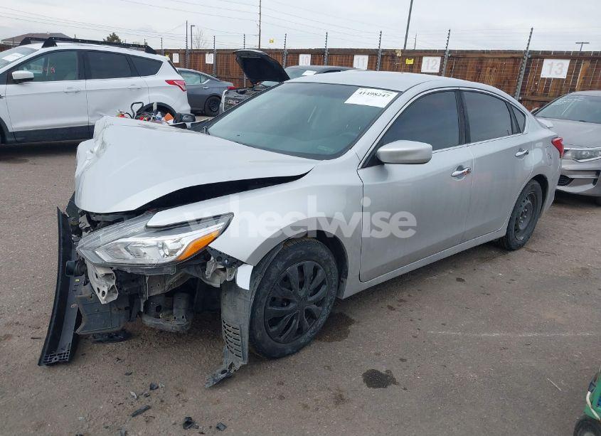 Photo 2 of 2016 Nissan Altima 2.5/2.5 S/2.5 SL/2.5 SR/2.5 SV (VIN 1N4AL3AP9GC157937)