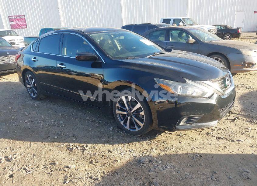 2016 Nissan Altima 2.5 SR (VIN 1N4AL3AP9GC169098) main photo