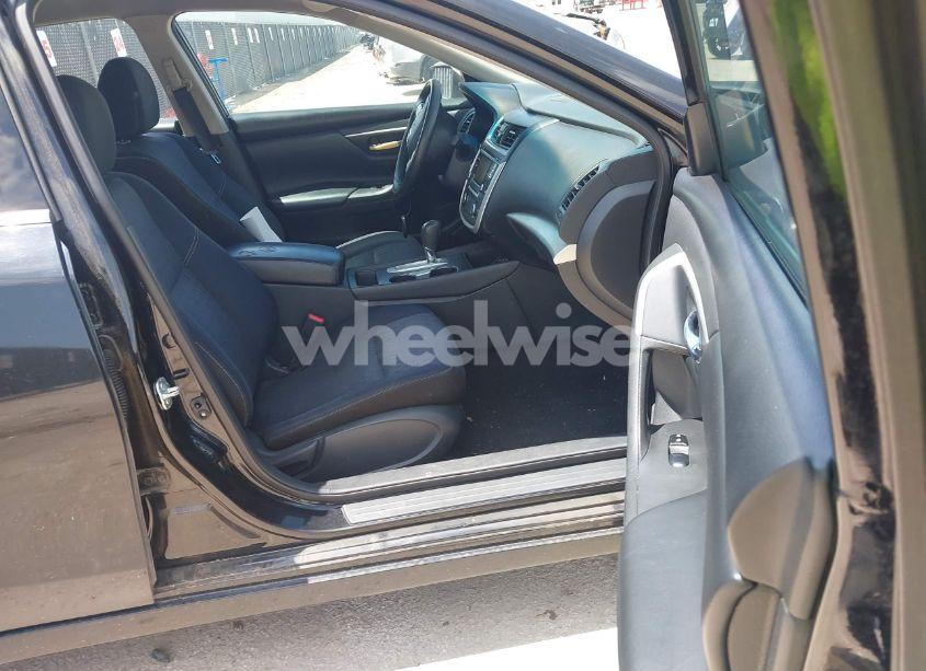 Photo 5 of 2016 Nissan Altima (VIN 1N4AL3AP9GC170915)