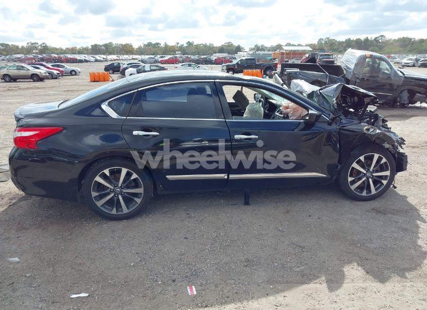 Photo 13 of 2016 Nissan Altima 2.5 SR (VIN 1N4AL3AP9GC183776)