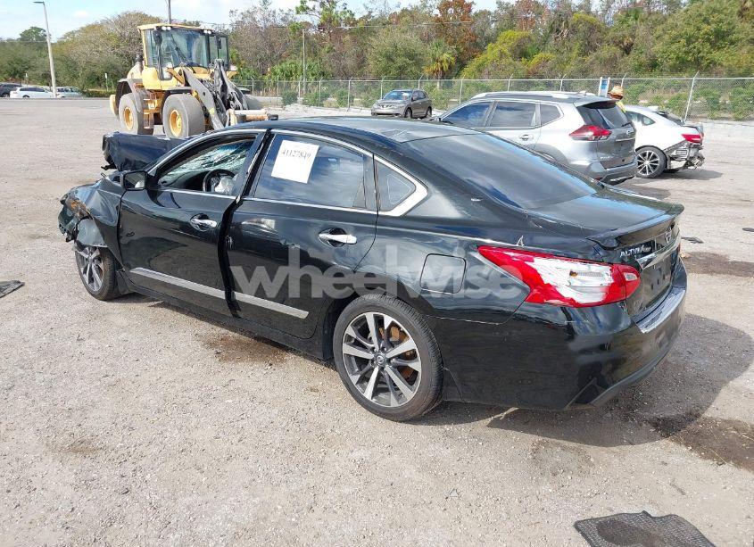 Photo 3 of 2016 Nissan Altima 2.5 SR (VIN 1N4AL3AP9GC183776)