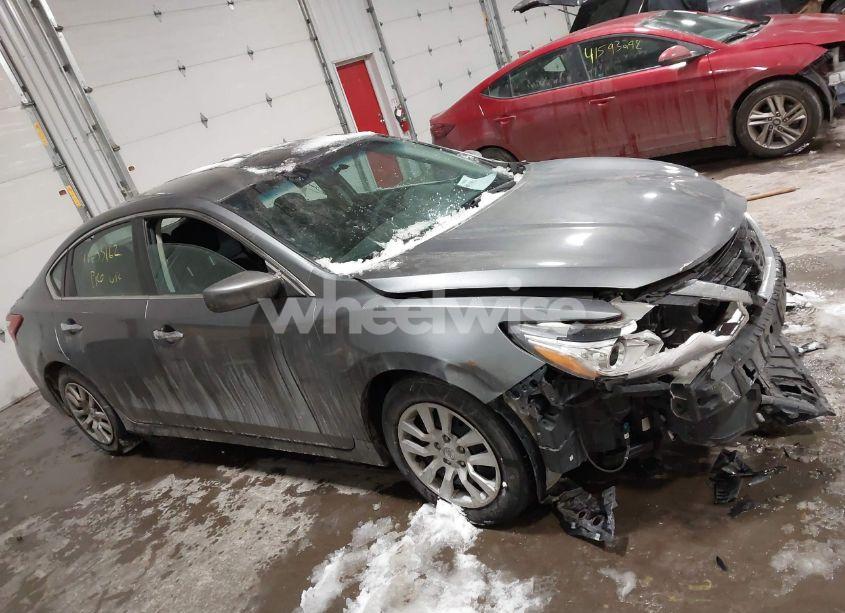 Photo 13 of 2016 Nissan Altima 2.5/2.5 S/2.5 SL/2.5 SR/2.5 SV (VIN 1N4AL3AP9GC185978)