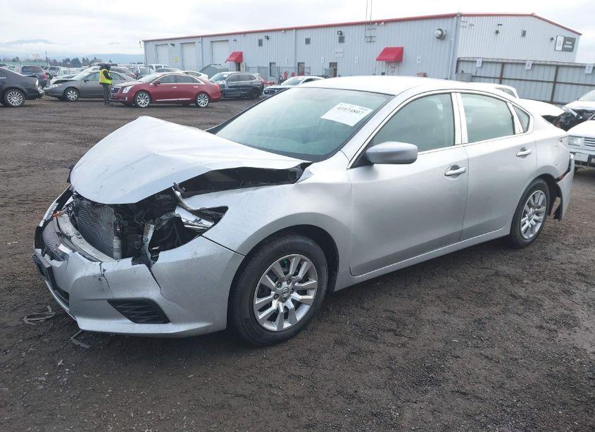 Photo 2 of 2016 Nissan Altima 2.5/2.5 S/2.5 SL/2.5 SR/2.5 SV (VIN 1N4AL3AP9GC201242)