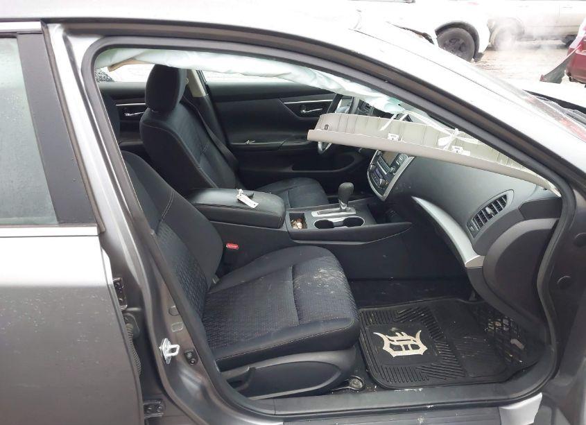 Photo 5 of 2016 Nissan Altima 2.5 SV (VIN 1N4AL3AP9GC204173)