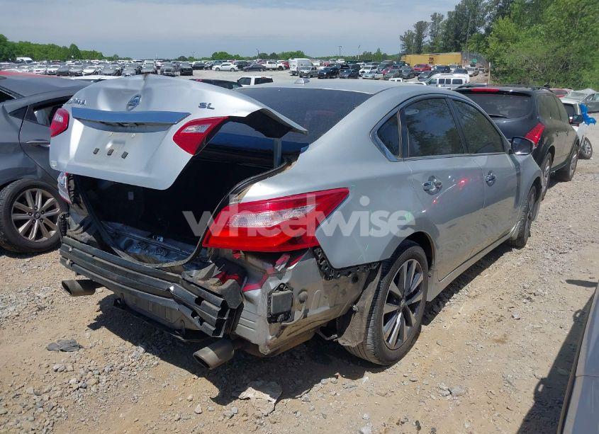 Photo 4 of 2016 Nissan Altima 2.5 SL (VIN 1N4AL3AP9GC210989)