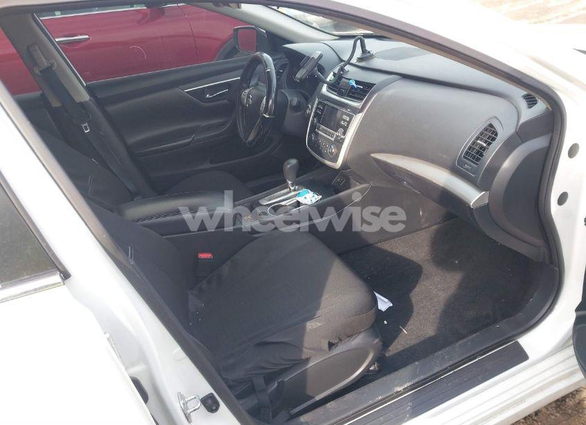 Photo 5 of 2016 Nissan Altima 2.5/2.5 S/2.5 SL/2.5 SR/2.5 SV (VIN 1N4AL3AP9GC214539)
