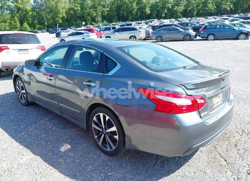 Photo 6 of 2016 Nissan Altima 2.5 SR (VIN 1N4AL3AP9GC223757)