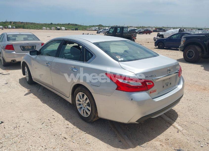 Photo 3 of 2016 Nissan Altima 2.5/2.5 S/2.5 SL/2.5 SR/2.5 SV (VIN 1N4AL3AP9GC225279)