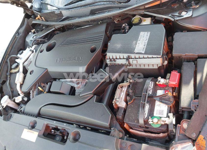 Photo 10 of 2016 Nissan Altima 2.5/2.5 S/2.5 SL/2.5 SR/2.5 SV (VIN 1N4AL3AP9GC226738)