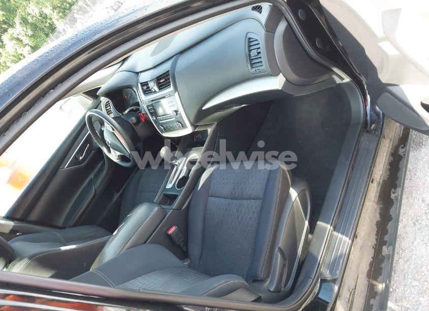 Photo 5 of 2016 Nissan Altima 2.5/2.5 S/2.5 SL/2.5 SR/2.5 SV (VIN 1N4AL3AP9GC226738)