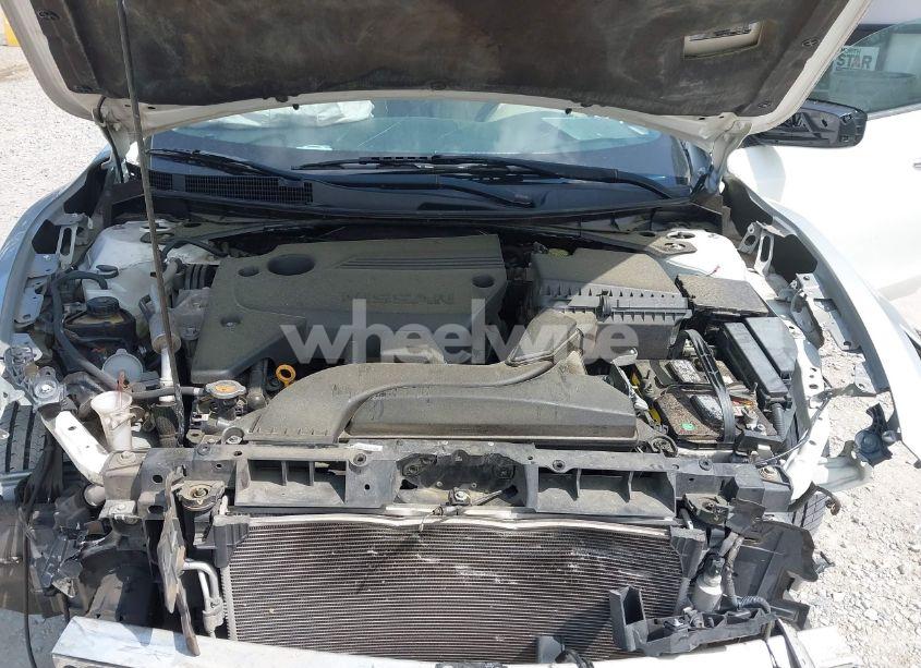 Photo 10 of 2016 Nissan Altima 2.5/2.5 S/2.5 SL/2.5 SR/2.5 SV (VIN 1N4AL3AP9GC227159)