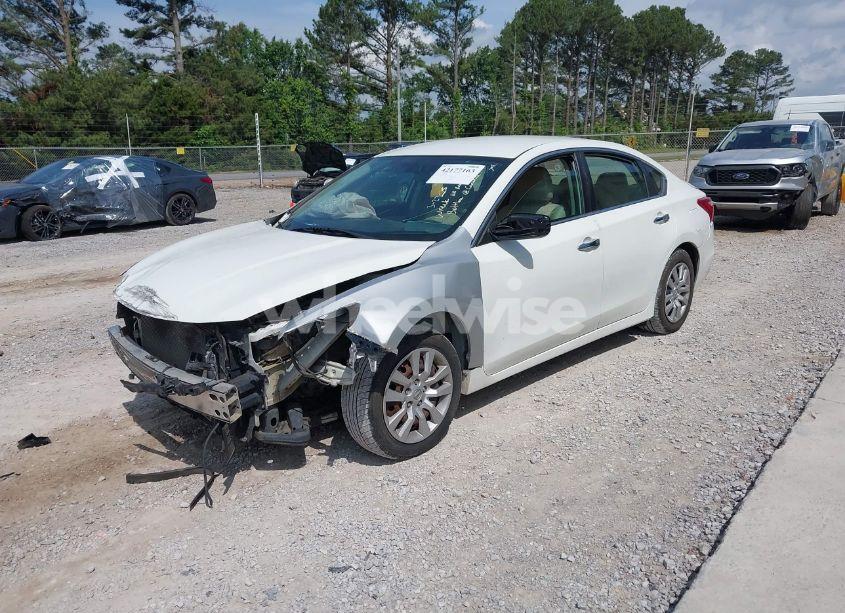 Photo 2 of 2016 Nissan Altima 2.5/2.5 S/2.5 SL/2.5 SR/2.5 SV (VIN 1N4AL3AP9GC227159)