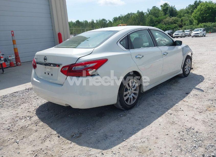 Photo 4 of 2016 Nissan Altima 2.5/2.5 S/2.5 SL/2.5 SR/2.5 SV (VIN 1N4AL3AP9GC227159)