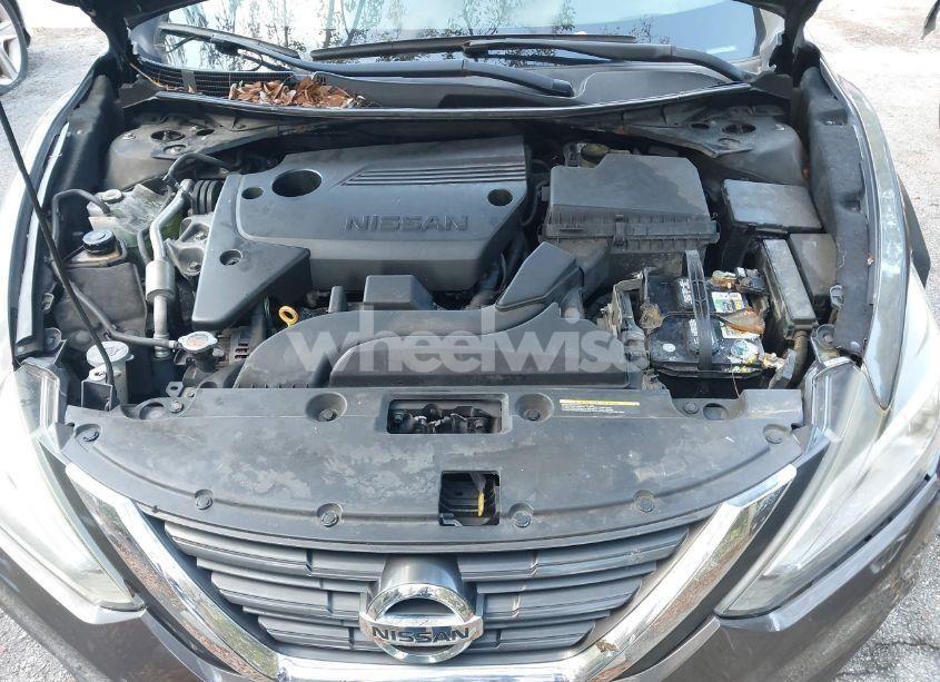 Photo 10 of 2016 Nissan Altima 2.5/2.5 S/2.5 SL/2.5 SR/2.5 SV (VIN 1N4AL3AP9GC229347)