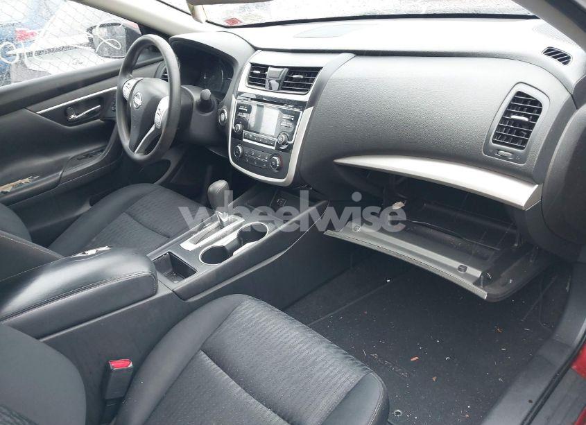 Photo 5 of 2016 Nissan Altima 2.5/2.5 S/2.5 SL/2.5 SR/2.5 SV (VIN 1N4AL3AP9GC230286)