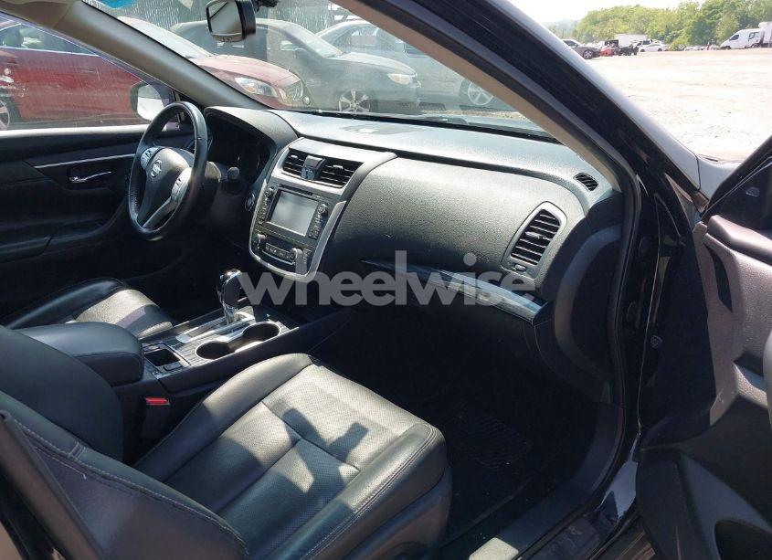 Photo 5 of 2016 Nissan Altima 2.5 SL (VIN 1N4AL3AP9GC236816)