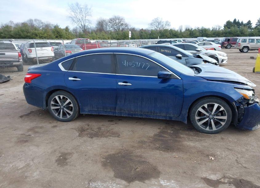 Photo 13 of 2016 Nissan Altima 2.5 SR (VIN 1N4AL3AP9GC260419)