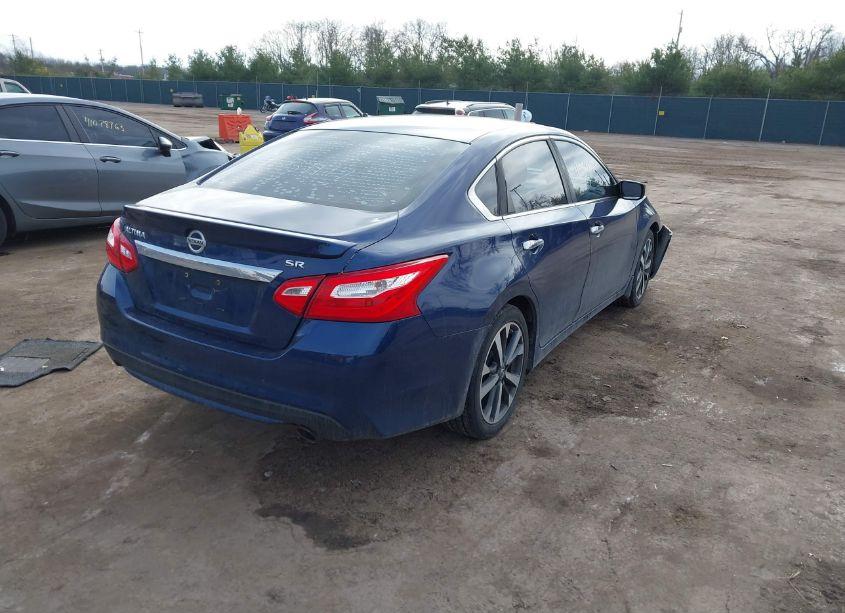 Photo 4 of 2016 Nissan Altima 2.5 SR (VIN 1N4AL3AP9GC260419)