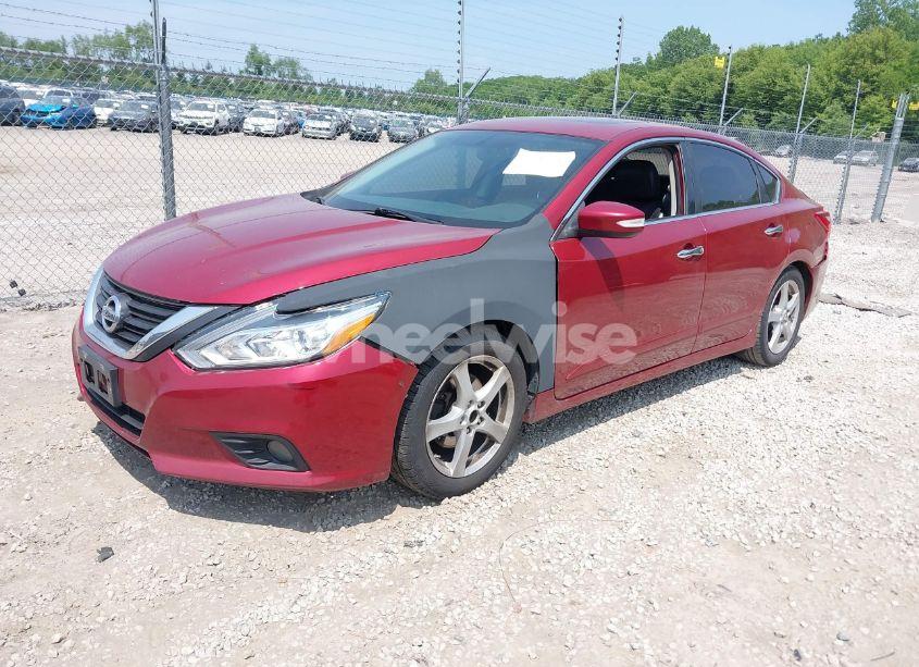 Photo 2 of 2016 Nissan Altima 2.5 SL (VIN 1N4AL3AP9GC268228)