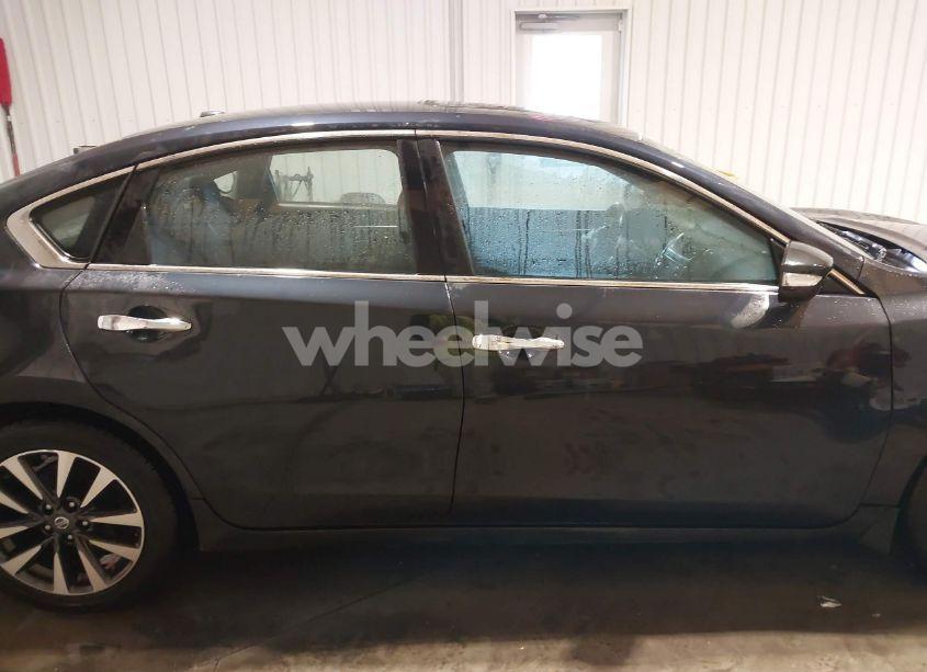 Photo 13 of 2016 Nissan Altima 2.5 SV (VIN 1N4AL3AP9GC279889)