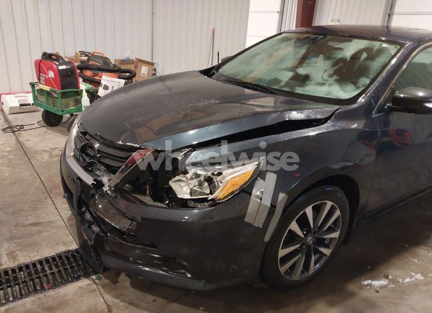 Photo 6 of 2016 Nissan Altima 2.5 SV (VIN 1N4AL3AP9GC279889)
