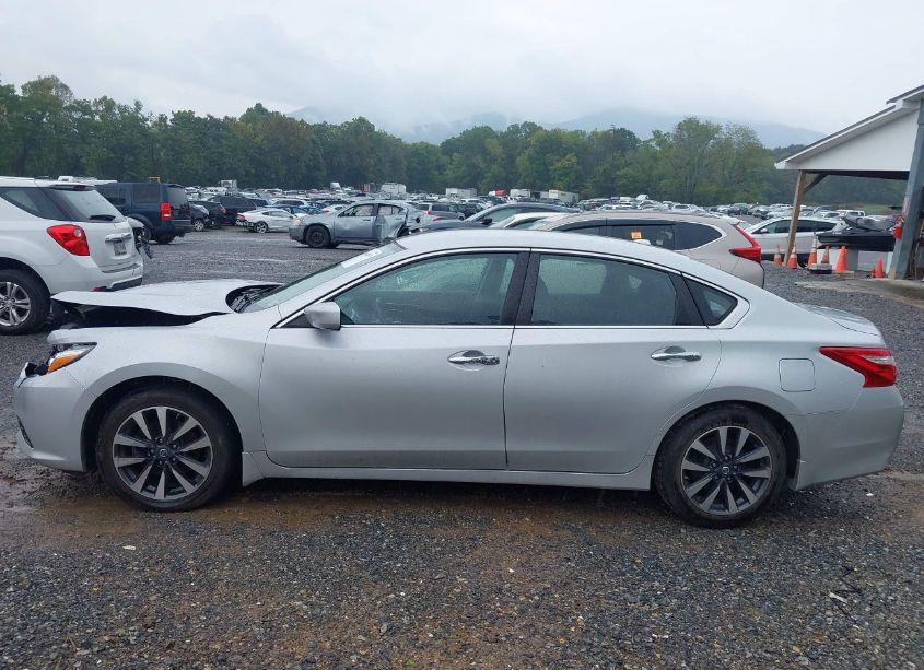 Photo 15 of 2016 Nissan Altima 2.5 SV (VIN 1N4AL3AP9GC287622)