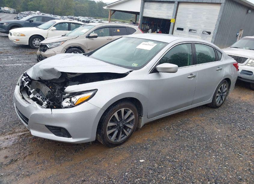 Photo 2 of 2016 Nissan Altima 2.5 SV (VIN 1N4AL3AP9GC287622)