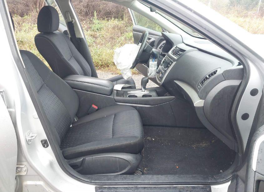 Photo 5 of 2016 Nissan Altima 2.5 SV (VIN 1N4AL3AP9GC287622)