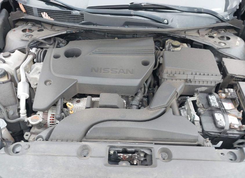 Photo 10 of 2016 Nissan Altima 2.5/2.5 S/2.5 SL/2.5 SR/2.5 SV (VIN 1N4AL3AP9GN315231)