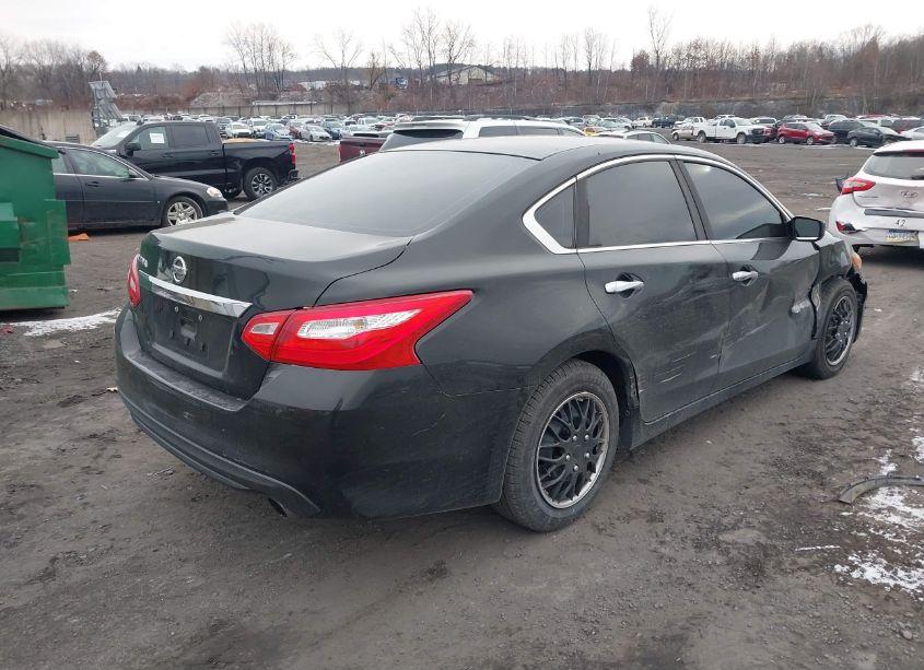 Photo 4 of 2016 Nissan Altima 2.5/2.5 S/2.5 SL/2.5 SR/2.5 SV (VIN 1N4AL3AP9GN315231)