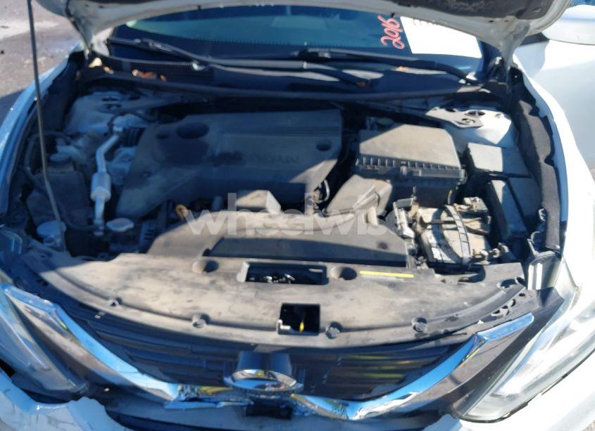 Photo 10 of 2016 Nissan Altima 2.5/2.5 S/2.5 SL/2.5 SR/2.5 SV (VIN 1N4AL3AP9GN318162)