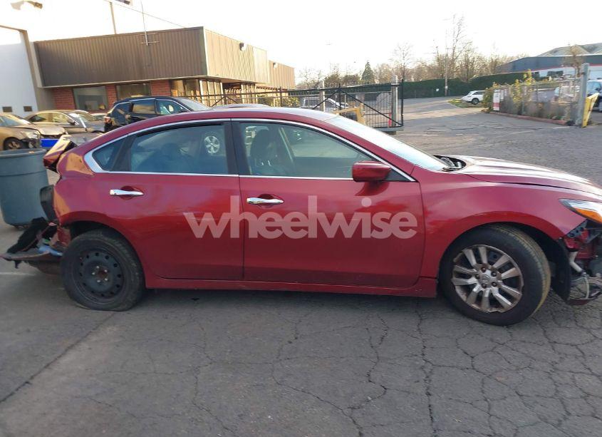 Photo 14 of 2016 Nissan Altima 2.5/2.5 S/2.5 SL/2.5 SR/2.5 SV (VIN 1N4AL3AP9GN328965)