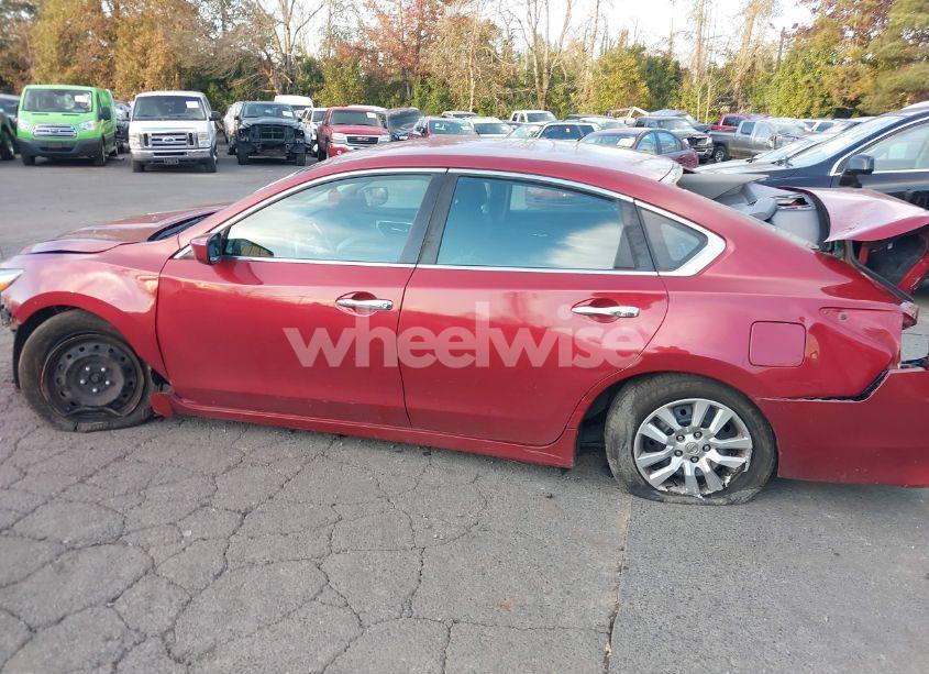 Photo 15 of 2016 Nissan Altima 2.5/2.5 S/2.5 SL/2.5 SR/2.5 SV (VIN 1N4AL3AP9GN328965)