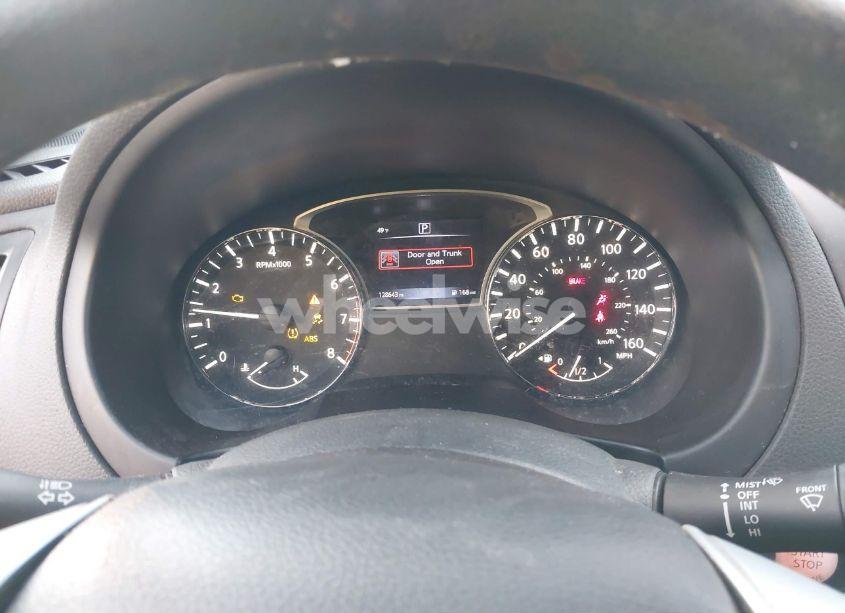 Photo 7 of 2016 Nissan Altima 2.5/2.5 S/2.5 SL/2.5 SR/2.5 SV (VIN 1N4AL3AP9GN328965)