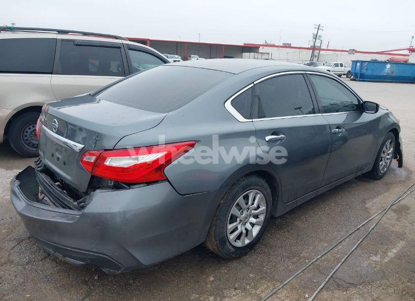 Photo 4 of 2016 Nissan Altima 2.5/2.5 S/2.5 SL/2.5 SR/2.5 SV (VIN 1N4AL3AP9GN331607)