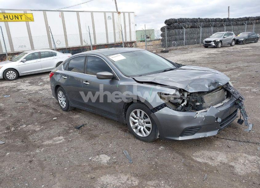 2016 Nissan Altima 2.5/2.5 S/2.5 SL/2.5 SR/2.5 SV (VIN 1N4AL3AP9GN332112) main photo