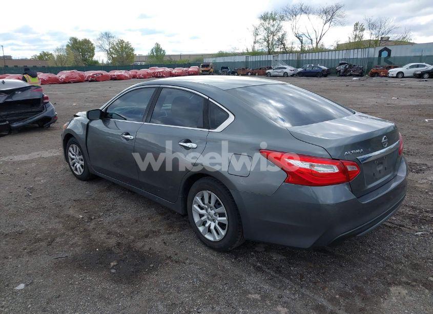 Photo 3 of 2016 Nissan Altima 2.5/2.5 S/2.5 SL/2.5 SR/2.5 SV (VIN 1N4AL3AP9GN332112)