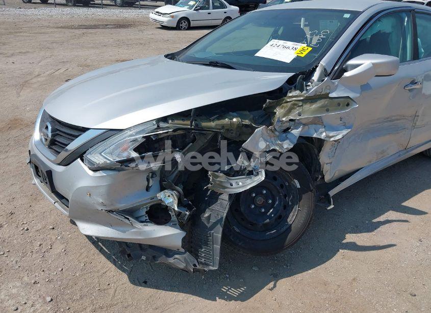 Photo 6 of 2016 Nissan Altima 2.5/2.5 S/2.5 SL/2.5 SR/2.5 SV (VIN 1N4AL3AP9GN346365)