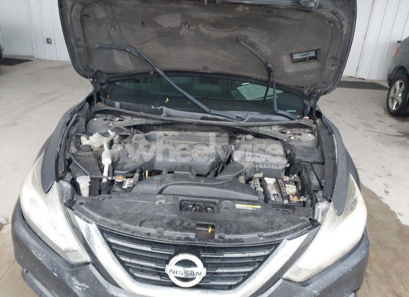 Photo 10 of 2016 Nissan Altima 2.5/2.5 S/2.5 SL/2.5 SR/2.5 SV (VIN 1N4AL3AP9GN349380)