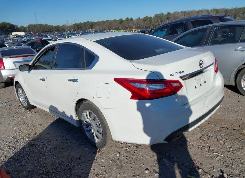 Photo 3 of 2016 Nissan Altima 2.5/2.5 S/2.5 SL/2.5 SR/2.5 SV (VIN 1N4AL3AP9GN349718)