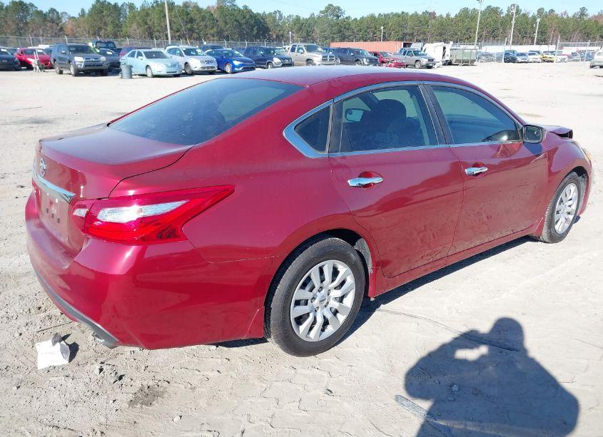 Photo 4 of 2016 Nissan Altima 2.5 S (VIN 1N4AL3AP9GN354238)