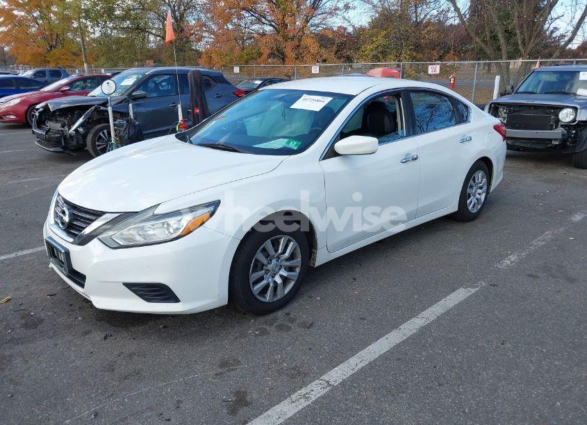 Photo 2 of 2016 Nissan Altima 2.5 S (VIN 1N4AL3AP9GN357088)