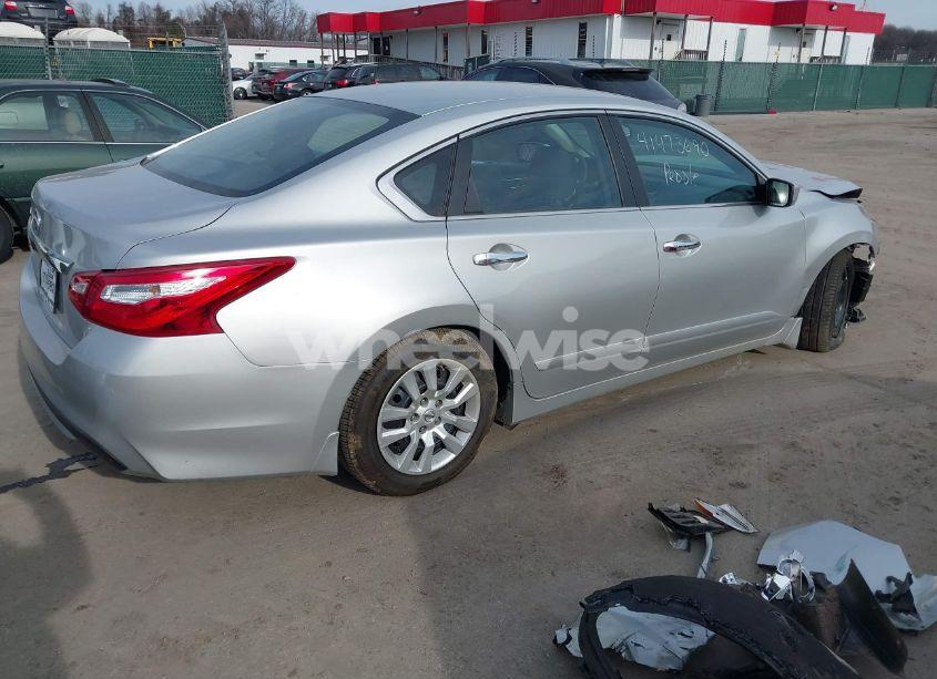 Photo 4 of 2016 Nissan Altima 2.5 S (VIN 1N4AL3AP9GN369810)