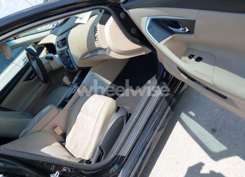 Photo 5 of 2016 Nissan Altima 2.5 S (VIN 1N4AL3AP9GN371752)