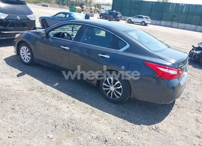 Photo 3 of 2016 Nissan Altima 2.5 S (VIN 1N4AL3AP9GN374585)